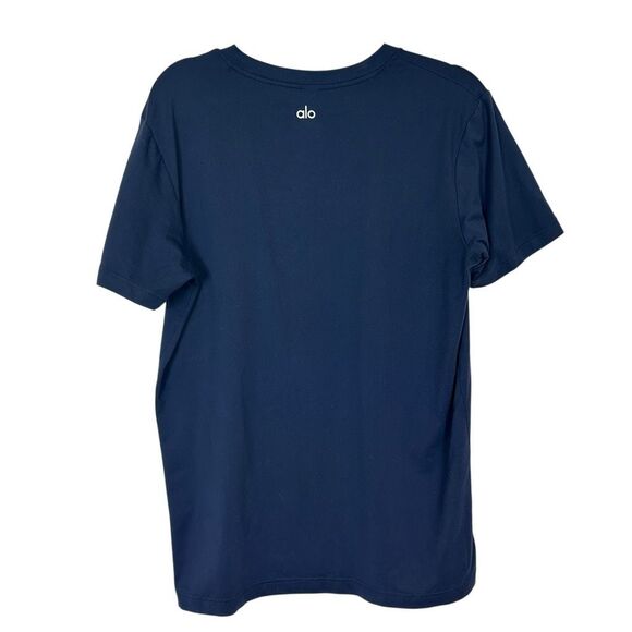 Alo Yoga T-Shirt Mens Medium Navy Blue Conquer Reform Crew Neck Short Sleeve - Picture 3 of 12
